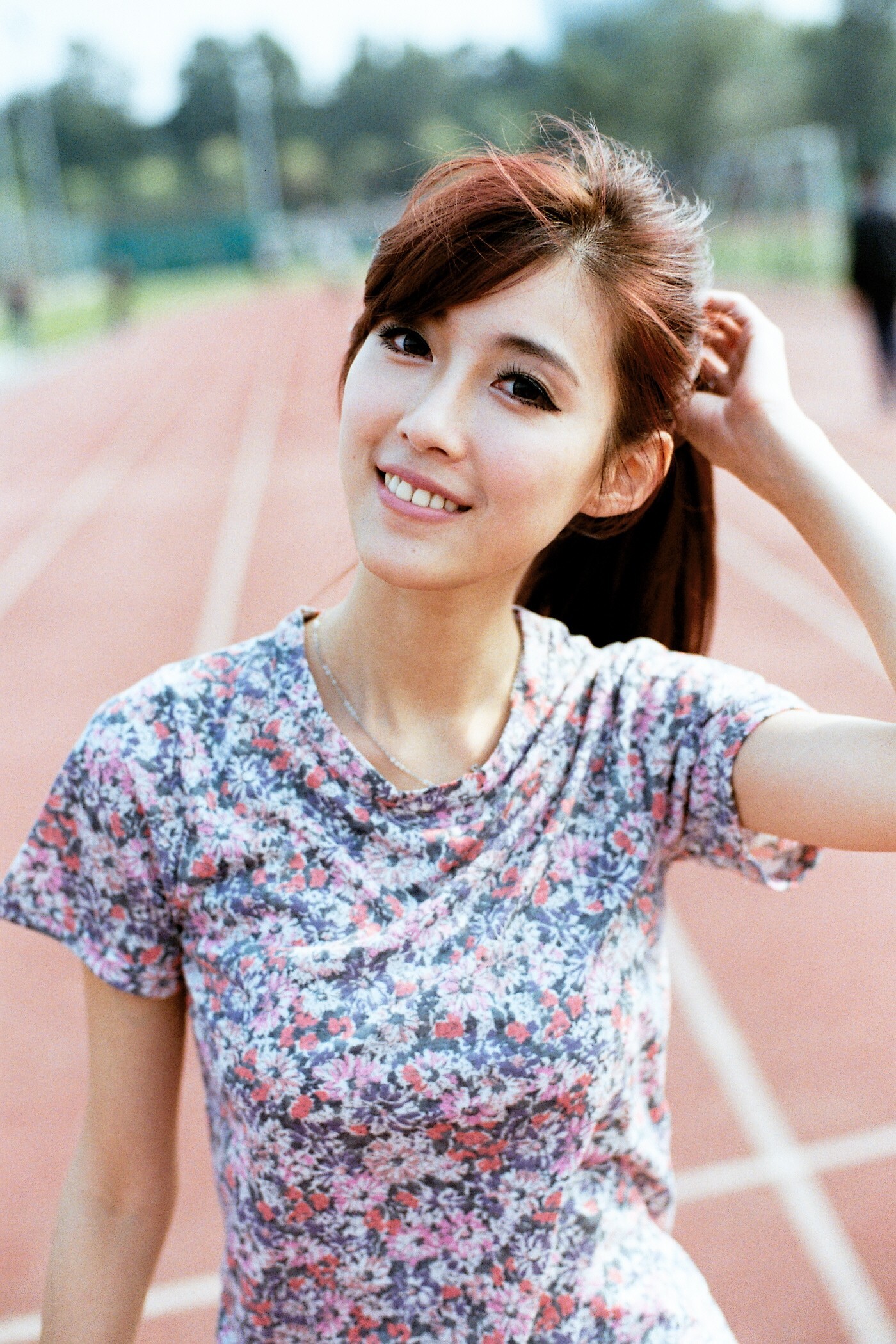 台湾清纯美女 Kila 晶晶 台大校园 底片机篇